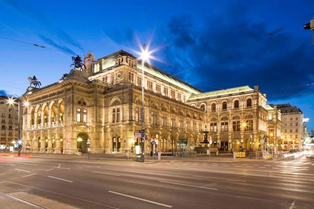 Luxurious Apartment In The Centre Of Wien Exterior foto